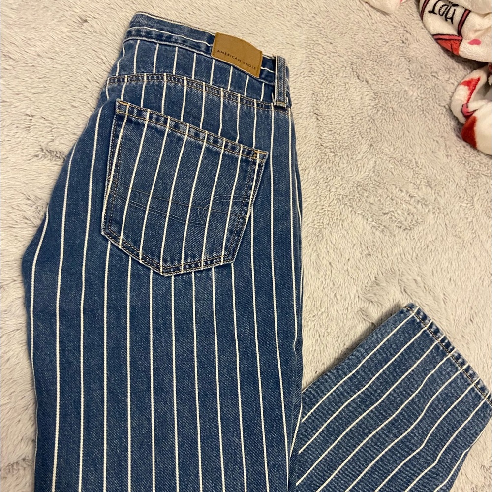 mom jeans